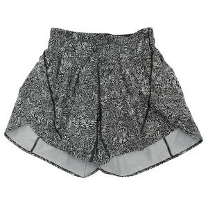 Lululemon Shorts Womens 4 Black Track That Mid-Rise Lined 5" Training Running